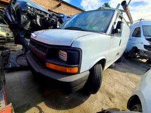 2006 GMC Expr35