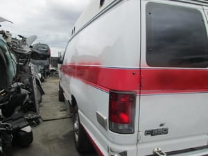 2003 Ford E-350
