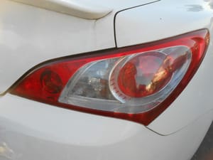 2010 Hyundai Genesis Tail Light