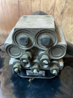 2001 GMC Sub150 ABS Module