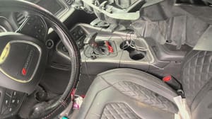 2019 Chrysler Challenger Floor Shifter