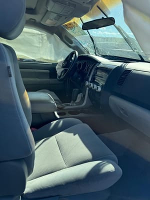 2010 Toyota Sequoia Fender, L