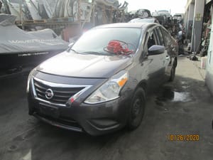 2015 Nissan Versa Strut