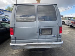 2003 Ford E-350