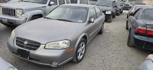 2000 Nissan Maxima