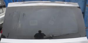 2020 Dodge Caravan Back Glass
