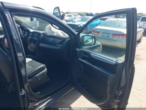 2017 Dodge Caravan