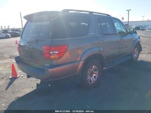 2004 Toyota Sequoia