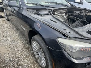 2012 BMW 750i
