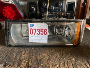 2002 GMC Aval15
