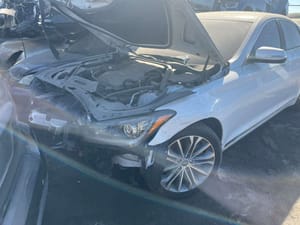 2017 Genesis G80