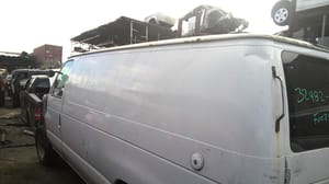 2002 Ford E-250