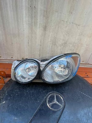 2007 Buick Lacrosse Headlight