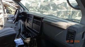 2006 GMC Expr25