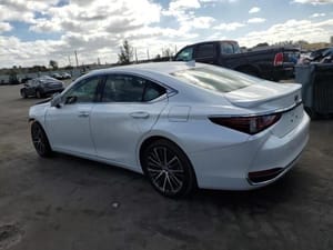 2024 Lexus Es300h
