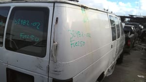 2002 Ford E-250