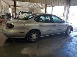 1999 Ford Taurus