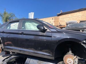 2019 Volkswagen Jetta Camera/projector