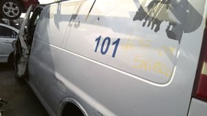 2004 GMC Expr15
