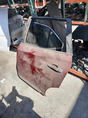 2013 Nissan Pathfinder Rear Door