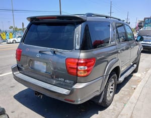2004 Toyota Sequoia