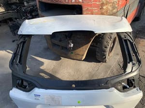 2019 Jeep Cherokee Trunk Lid