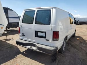 2004 Ford E-150
