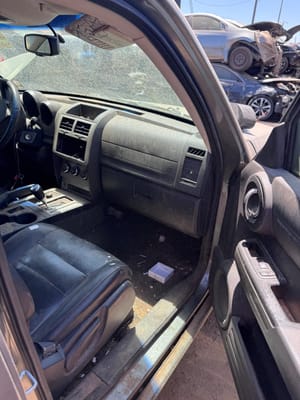 2011 Dodge Nitro