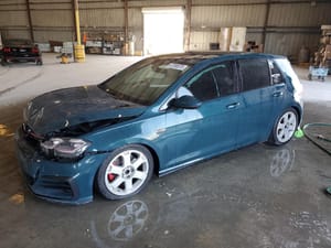 2017 Volkswagen Golf