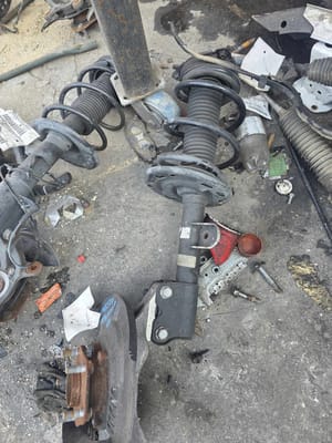 2019 Nissan Murano Strut