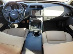 2017 Jaguar Xe