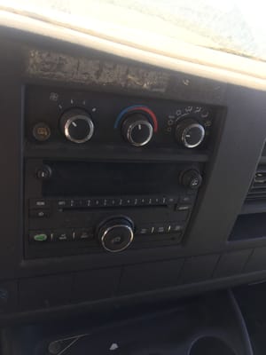 2008 GMC Expr35