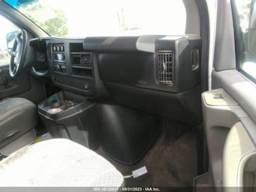 2010 GMC Expr35