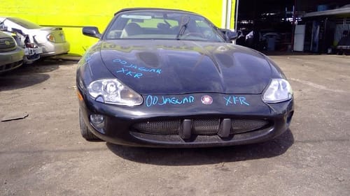 2000 Jaguar Xk8