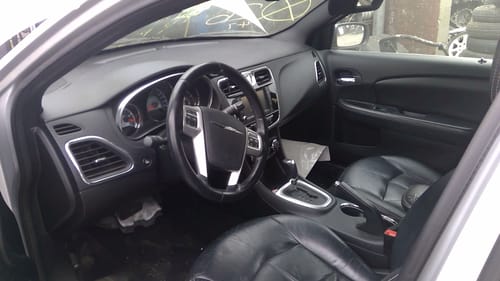 2011 Chrysler 200
