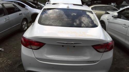 2015 Chrysler 200