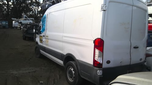 2015 Ford Tra250