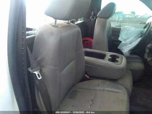 2008 GMC Silv25