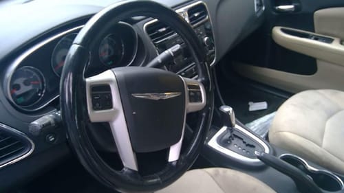 2013 Chrysler 200