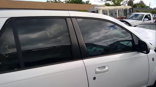 2005 Saturn Satvue