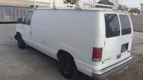 1996 Ford E-150