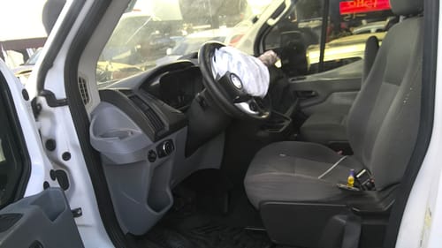 2015 Ford Tra250