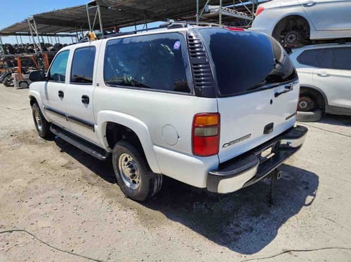 2001 GMC Sub250