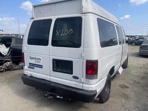 2003 Ford E-250