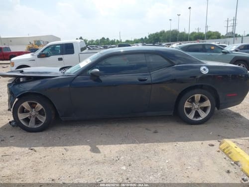 2016 Chrysler Challenger