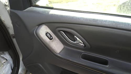 2005 Mazda Tribute