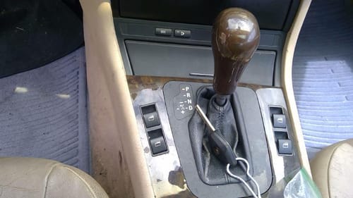 2003 BMW 330i