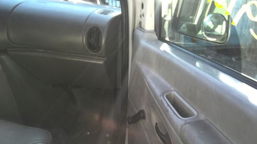2000 Ford E-250