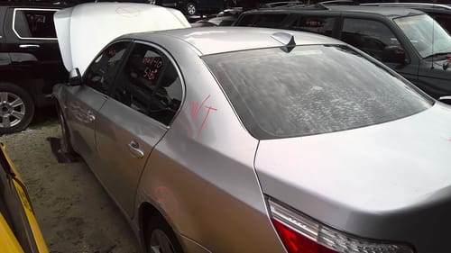 2010 BMW B528i