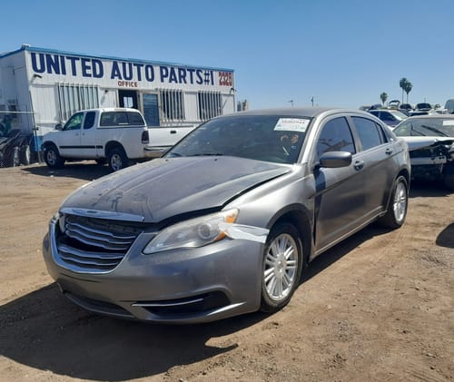2013 Chrysler 200